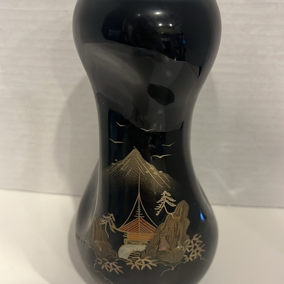 Pre-Owned Vintage Japanese AIZU Hand Painted Black Vase - Picture 2 of 5
